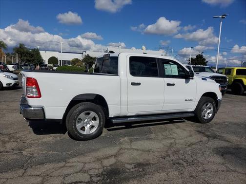 2024 RAM 1500 Big Horn Crew Cab 4x4 57' Box