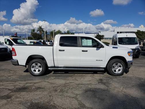2024 RAM 1500 Big Horn Crew Cab 4x4 57' Box