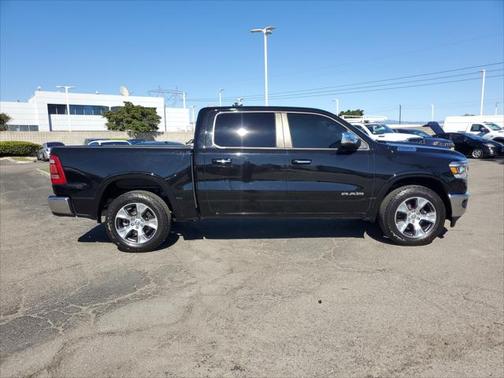 2022 RAM 1500 Laramie Crew Cab 4x4 57' Box
