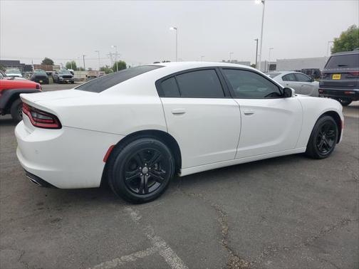2022 Dodge Charger SXT RWD