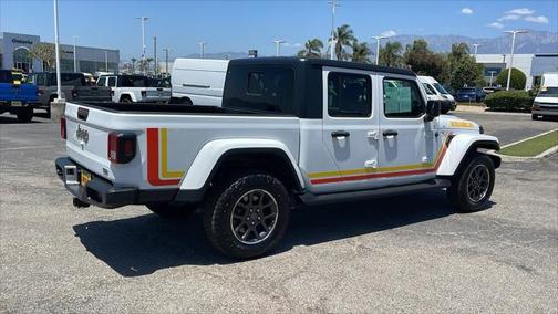 2023 Jeep Gladiator Overland 4x4