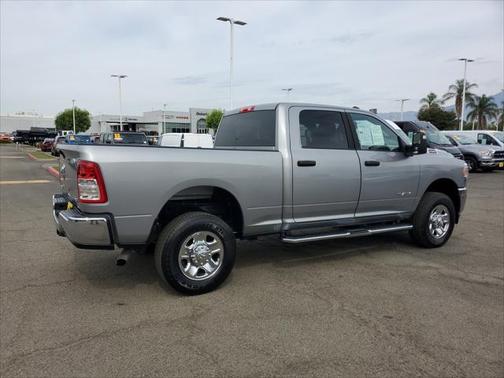 2024 RAM 2500 Big Horn Crew Cab 4x4 64' Box