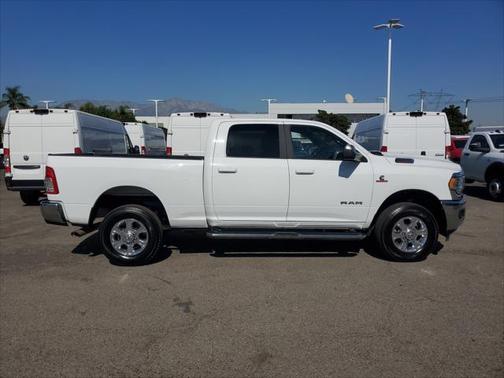 2022 RAM 2500 Big Horn Crew Cab 4x4 64' Box