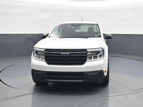 Oxford White 2023 Ford Maverick XL