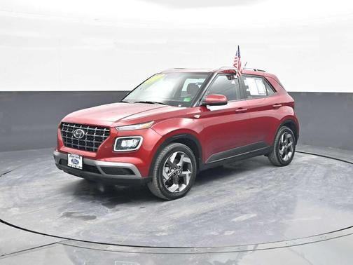 2024 Hyundai VENUE Limited