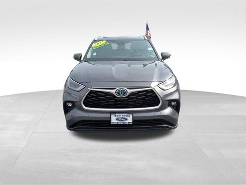 2023 Toyota Highlander Hybrid XLE