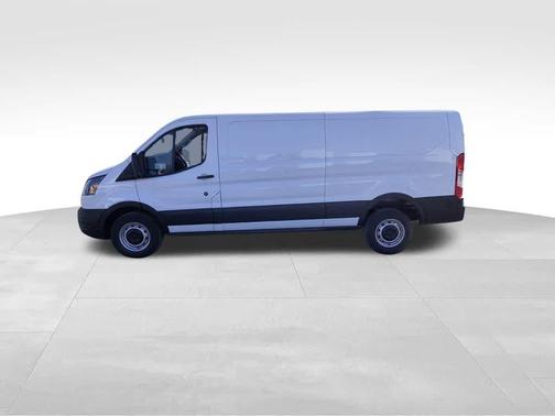 2024 Ford Transit-250 