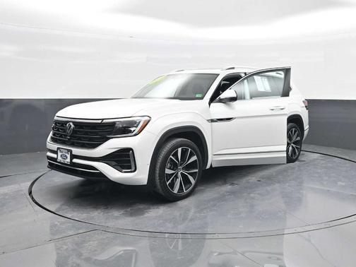 2025 Volkswagen Atlas 2.0T SEL Premium R-Line