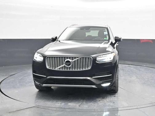 2019 Volvo XC90 T6 Inscription