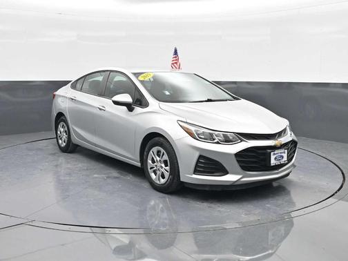 2019 Chevrolet Cruze LS