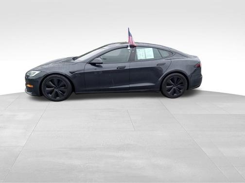 2024 Tesla Model S Base