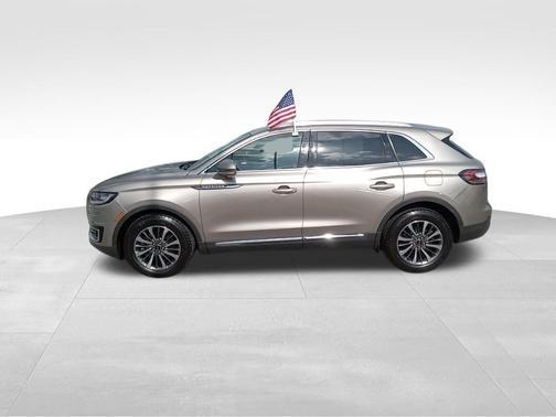 2020 Lincoln Nautilus Standard