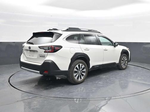 2023 Subaru Outback Touring XT