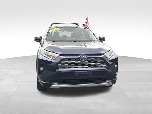2020 Toyota RAV4 Hybrid XSE