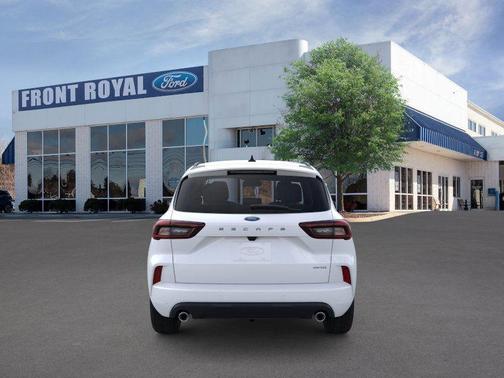2026 Ford Escape ST-Line Elite
