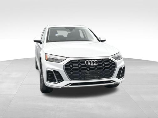 2021 Audi Q5 e 55 Premium