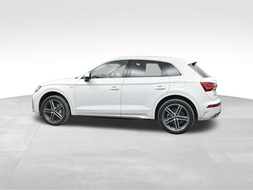 2021 Audi Q5 e 55 Premium
