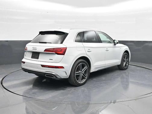 2021 Audi Q5 e 55 Premium