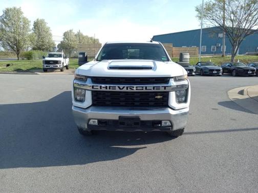 Summit White 2022 Chevrolet Silverado 2500 LT