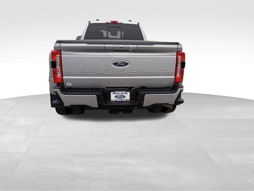 2024 Ford F-350 Lariat Super Duty