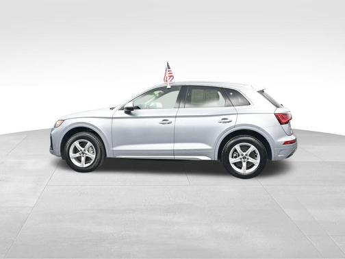 2023 Audi Q5 40 Premium
