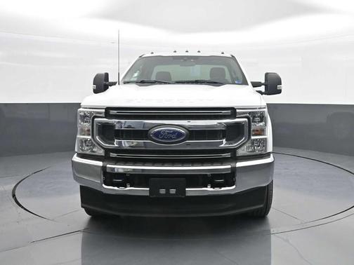 Oxford White 2022 Ford F-350 XL