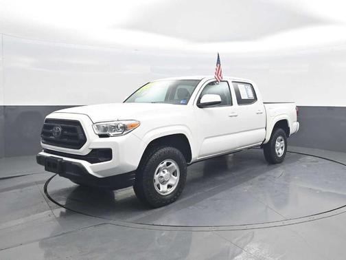 2022 Toyota Tacoma SR