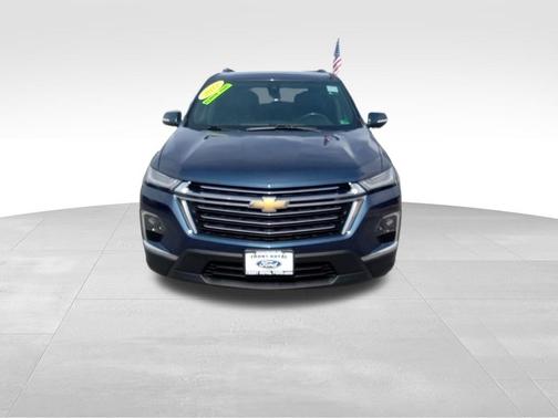 2022 Chevrolet Traverse LT Leather