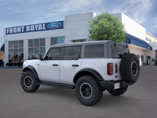 Oxford White 2026 Ford Bronco Outer Banks