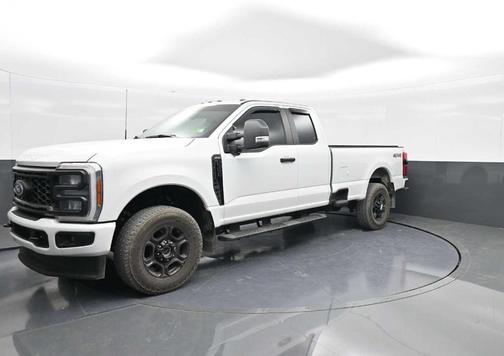 2023 Ford F-350 XL