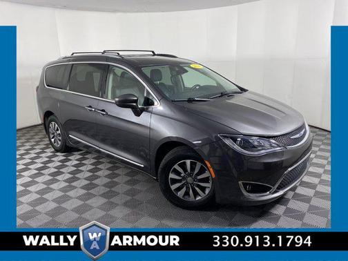 2020 Chrysler Pacifica Touring-L Plus