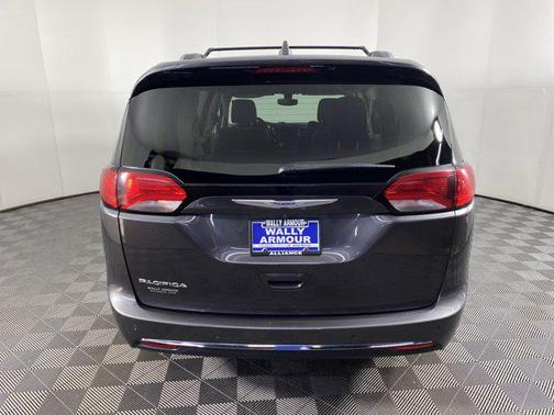 2020 Chrysler Pacifica Touring-L Plus