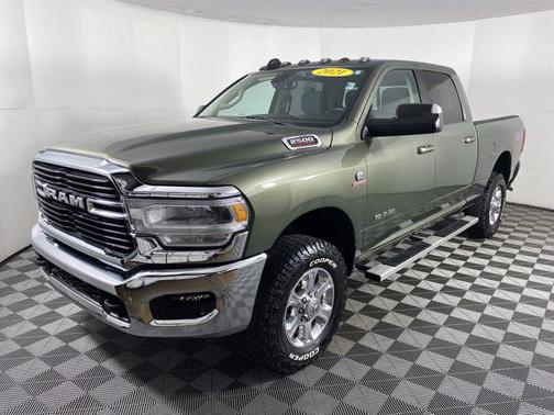 2021 RAM 2500 Big Horn Crew Cab 4x4 6'4' Box