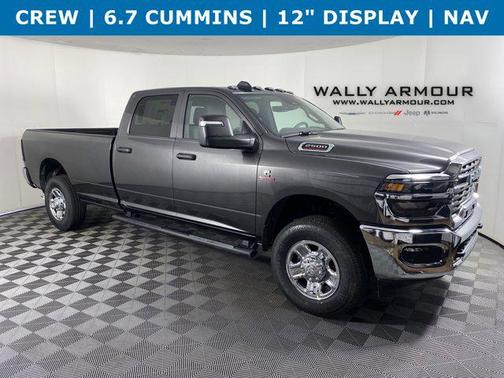 2025 RAM 2500 Tradesman Crew Cab 4x4 8' Box