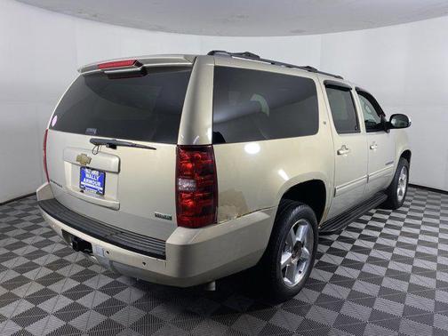 2011 Chevrolet Suburban 1500 LT