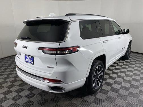 2022 Jeep Grand Cherokee L Overland