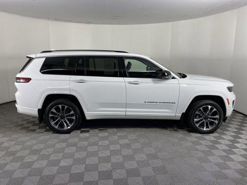 2022 Jeep Grand Cherokee L Overland