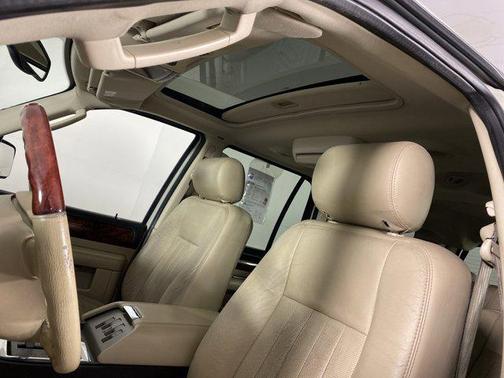 2005 Lincoln Navigator Luxury