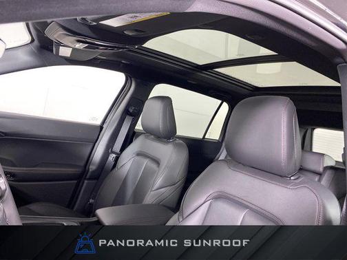 Diamond Black Crystal Pearlcoat 2026 Jeep Cherokee Limited