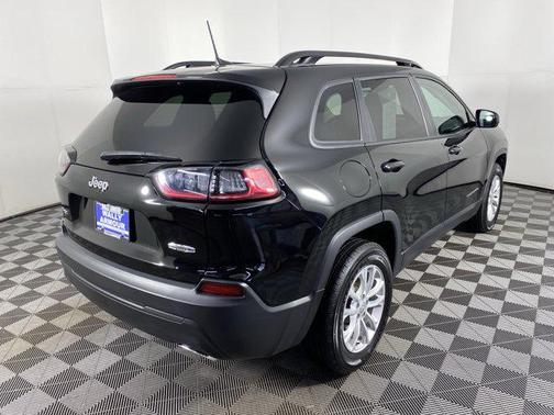 2022 Jeep Cherokee Latitude Lux