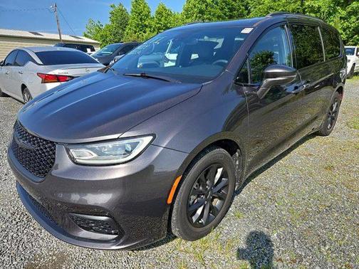 2021 Chrysler Pacifica Touring L