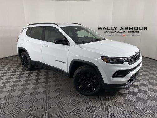 Bright White Clearcoat 2026 Jeep Compass Latitude