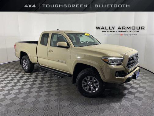 Tan 2017 Toyota Tacoma SR5