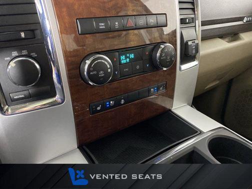 Brilliant Black Crystal Pearl 2011 Dodge Ram 1500 Laramie