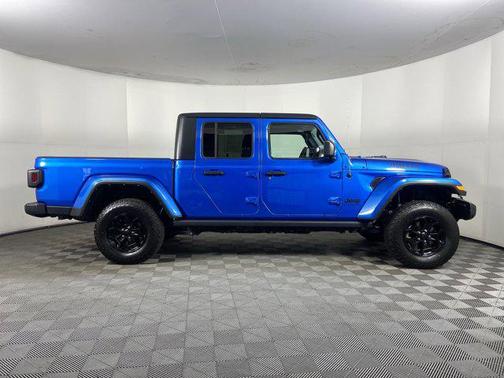 2021 Jeep Gladiator Willys 4x4