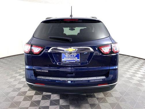 2017 Chevrolet Traverse LS