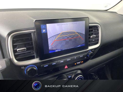 2024 Hyundai VENUE SEL