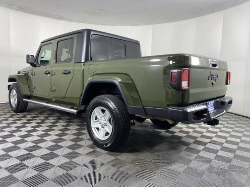2022 Jeep Gladiator Sport S