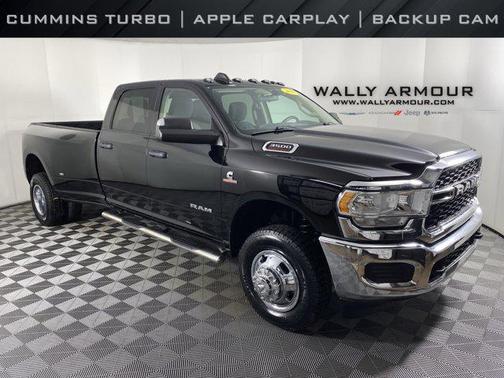 2020 RAM 3500 Tradesman Crew Cab 4x4 8' Box