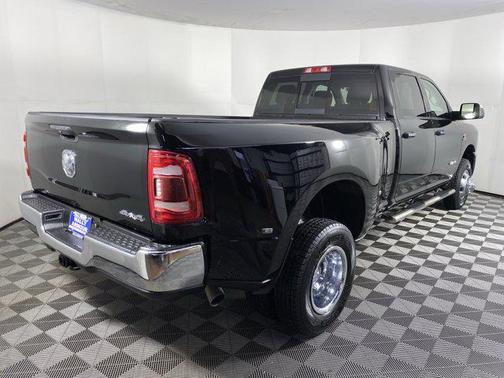 2020 RAM 3500 Tradesman Crew Cab 4x4 8' Box